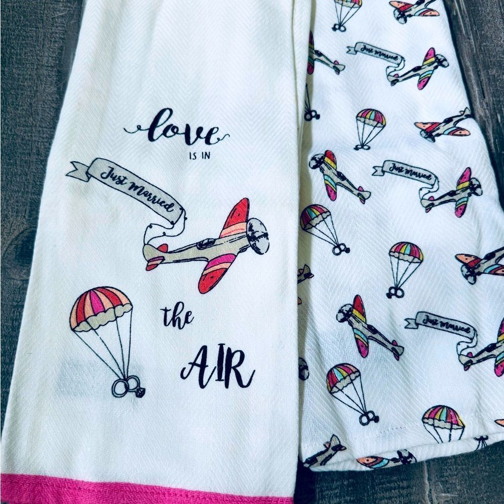 Just Married Love in the Air Airplane Hot Air Balloon Kitchen Dish Towels Set